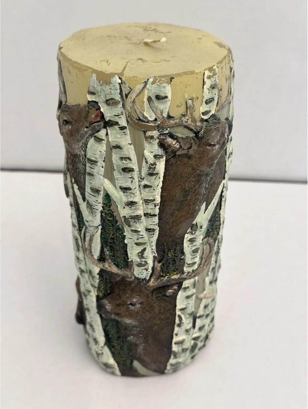 Deer Buck Hunting Woods 25 oz - 3D Pillar Candle - 6.5 x 3 - New (Unlit)